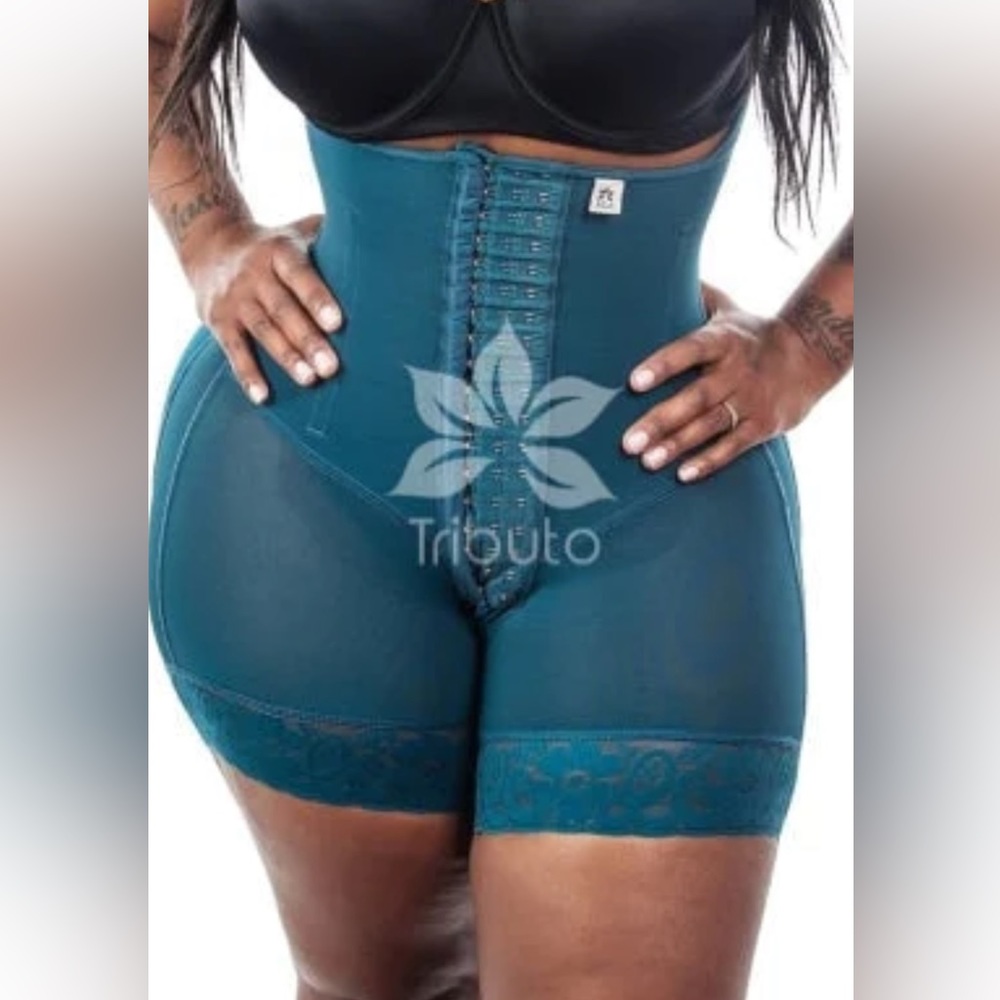 Faja tributo neuf !!! Semi custom ! Taille small / medium